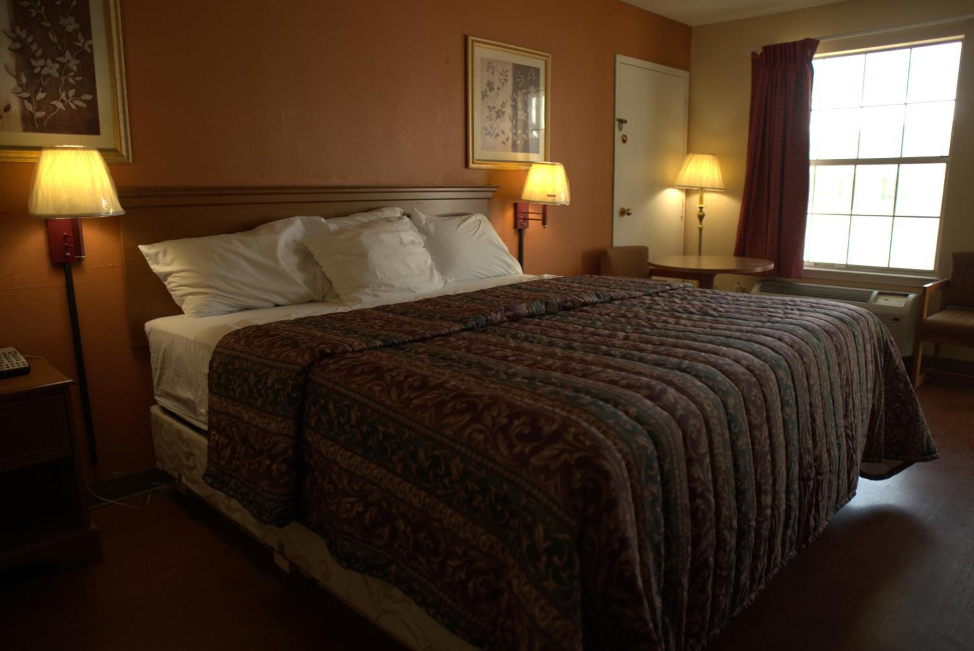 Key West Inn - Chatsworth מראה חיצוני תמונה